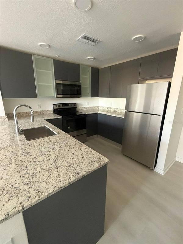 5579 MILLENIA PARK BLVD #122, Orlando, FL 32839