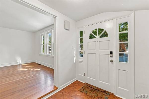 617 Mildred AVE, Webster Groves, MO 63119