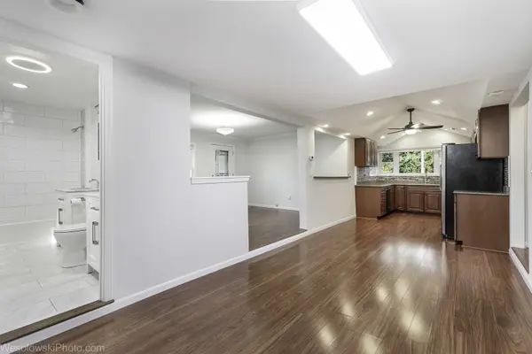 149 E Strong ST, Wheeling, IL 60090