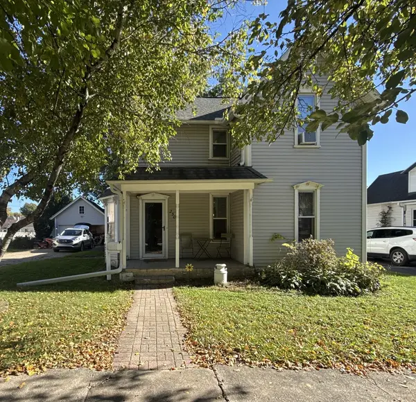 230 W Perry ST, Belvidere, IL 61008