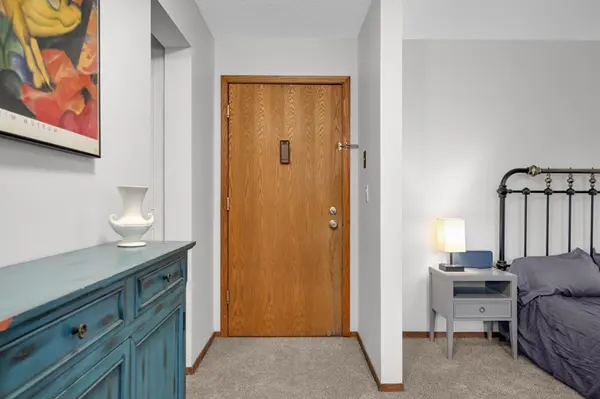 2536 Dupont AVE S #101, Minneapolis, MN 55405
