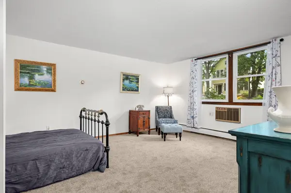 2536 Dupont AVE S #101, Minneapolis, MN 55405