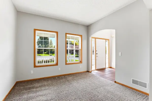 7024 W 144th ST, Savage, MN 55378