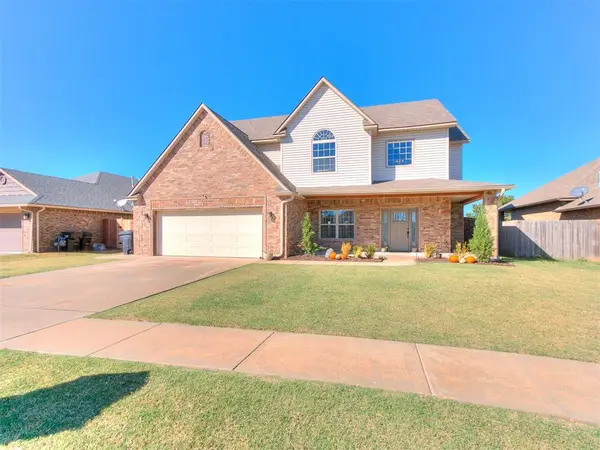 701 SW 11th ST, Moore, OK 73160