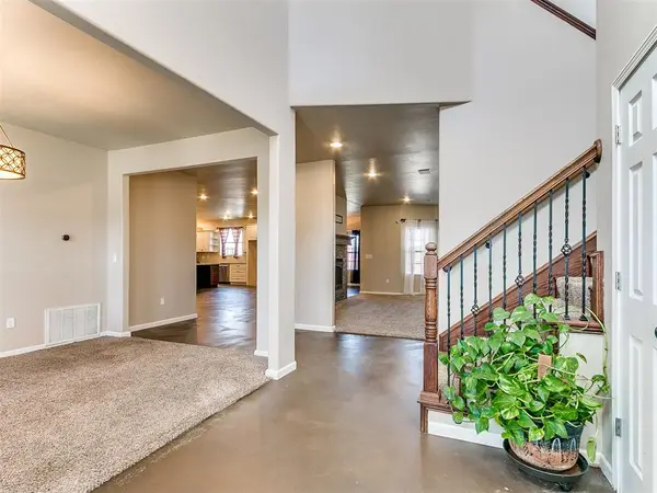 701 SW 11th ST, Moore, OK 73160