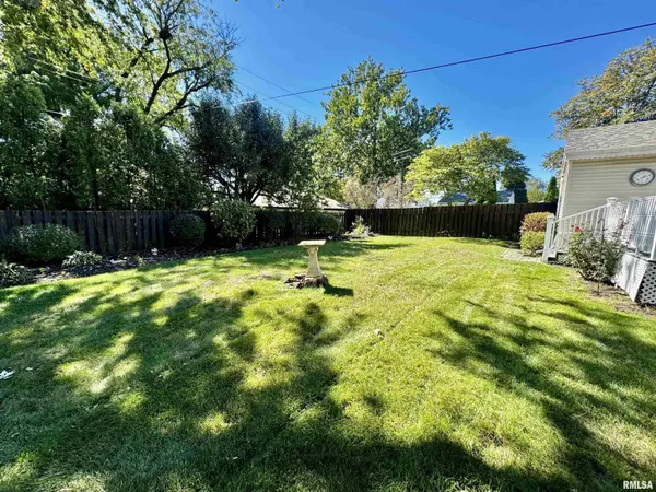 414 W RIDGEMONT RD, Peoria, IL 61614