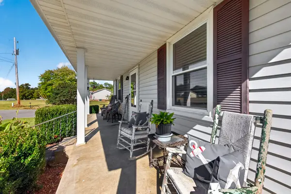 2671 Holt Ln, Clarksville, TN 37043