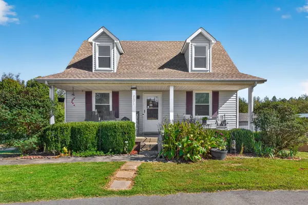 2671 Holt Ln, Clarksville, TN 37043