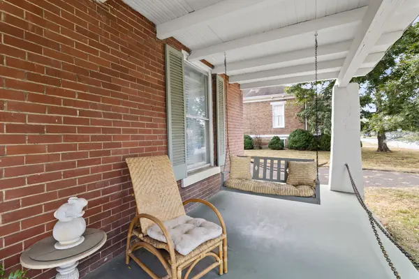 616 N Jefferson St, Shelbyville, TN 37160