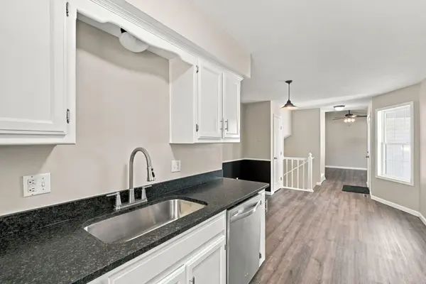 2702 S. 14th ST, Ozark, MO 65721