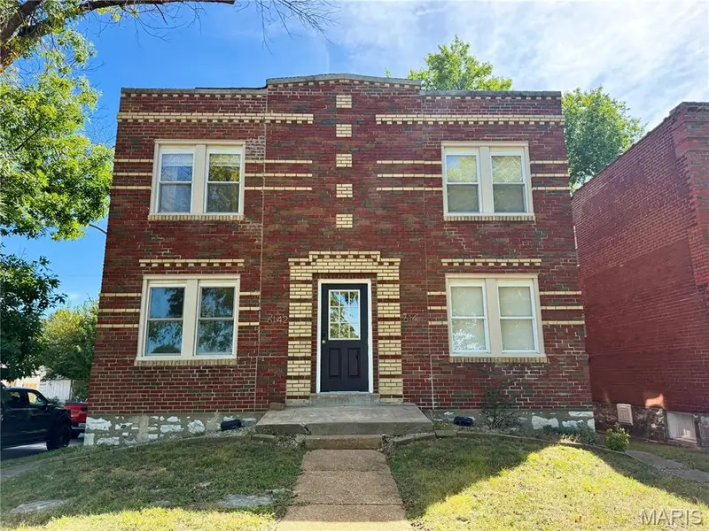 6142 Morganford RD, St Louis, MO 63116