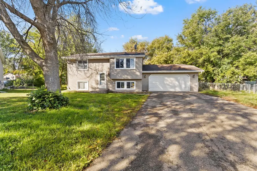 7515 Brunswick AVE N, Brooklyn Park, MN 55443