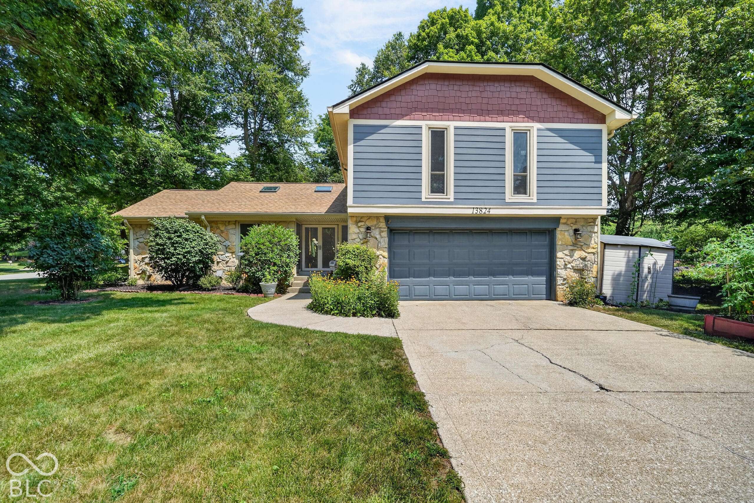 13824 Nansemond DR, Carmel, IN 46032