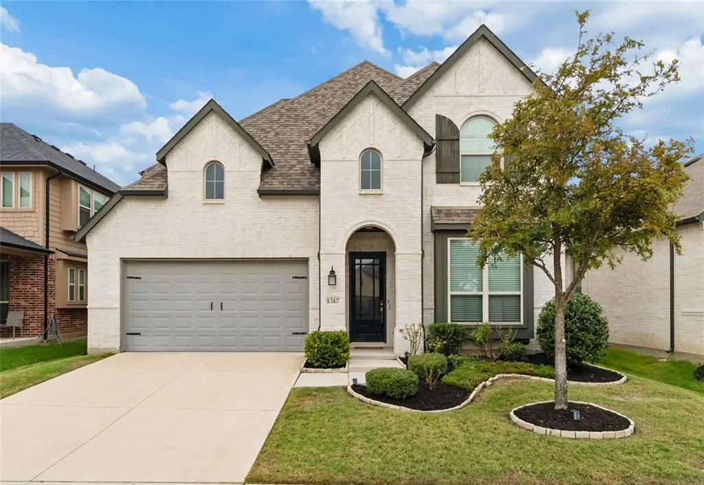 1317 Thrasher Drive, Little Elm, TX 75068