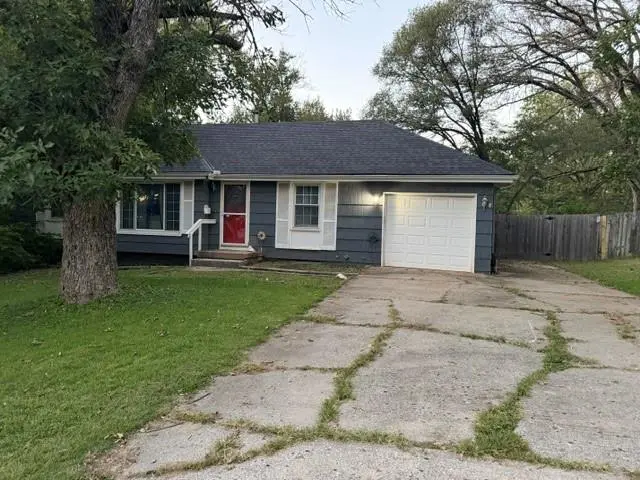6310 E 102nd ST, Kansas City, MO 64134