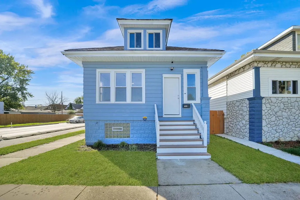 1401 W 72nd ST, Chicago, IL 60636