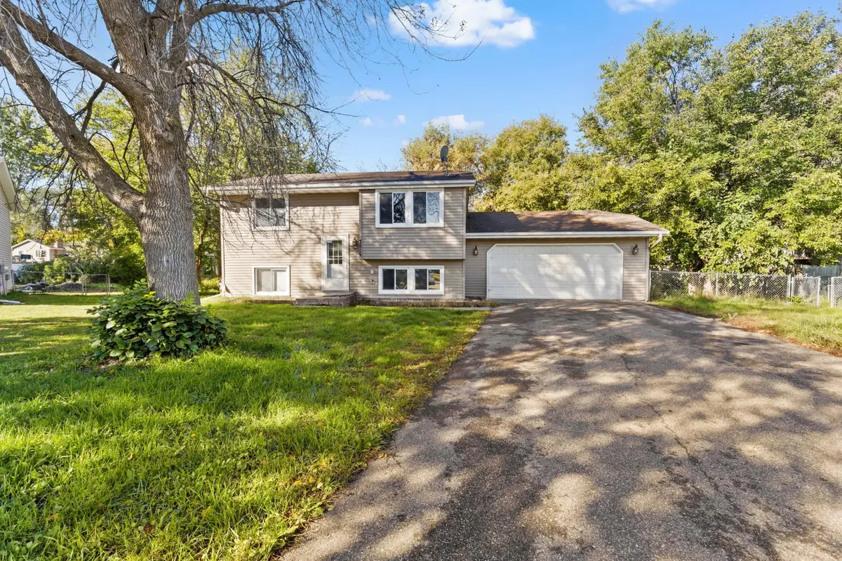 7515 Brunswick AVE N, Brooklyn Park, MN 55443
