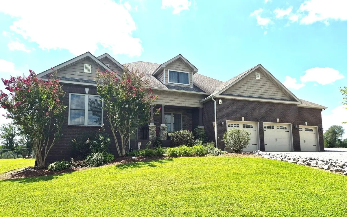 6734 Burgess Gower Rd, Cedar Hill, TN 37032