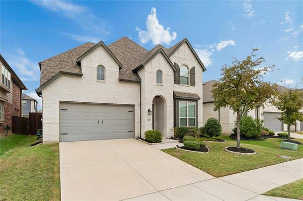 1317 Thrasher Drive, Little Elm, TX 75068