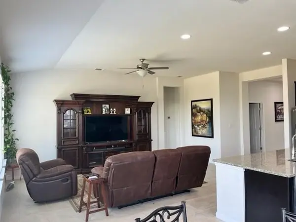 936 Myrna BND, Leander, TX 78641