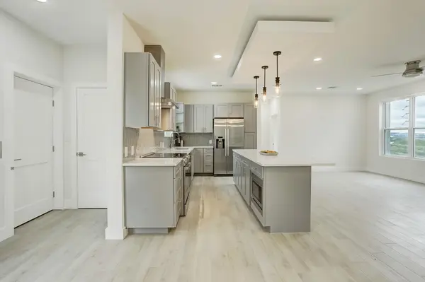 4300 Mansfield Dam RD #531, Austin, TX 78734