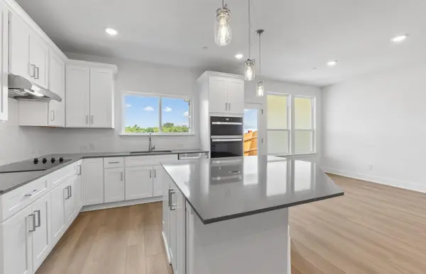 1955 Settlers Glen DR #4902, Round Rock, TX 78665