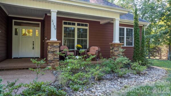 2139 Zion Church RD, Hickory, NC 28602