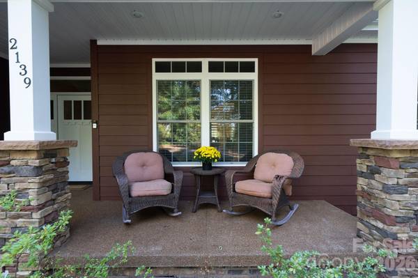 2139 Zion Church RD, Hickory, NC 28602