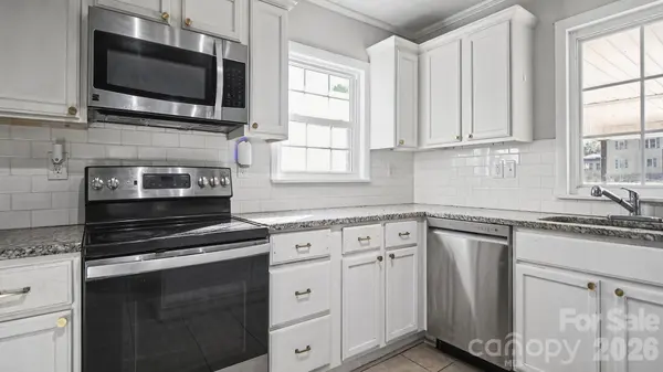 1002 Ramseur RD, Bessemer City, NC 28016