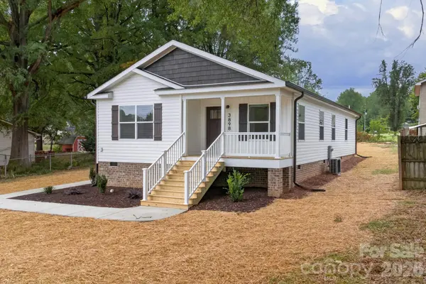 3898 Yarbrough AVE, Winston Salem, NC 27106