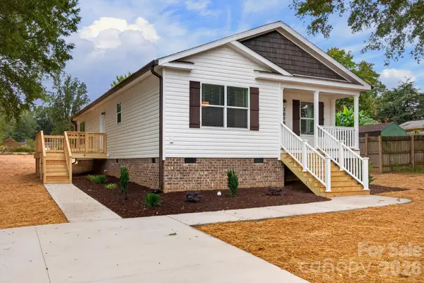 3898 Yarbrough AVE, Winston Salem, NC 27106