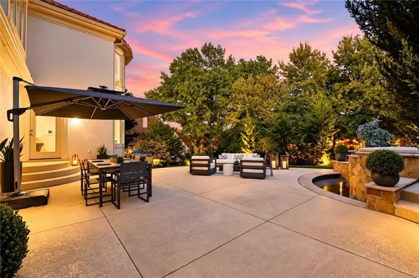 12707 Woodson ST, Overland Park, KS 66209