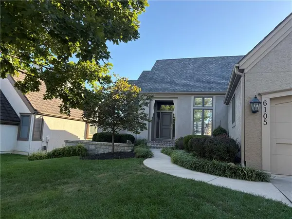 6105 W 147th ST #W, Overland Park, KS 66223