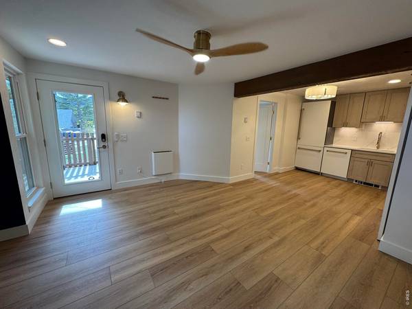 3237 Redstone, Boulder, CO 80305