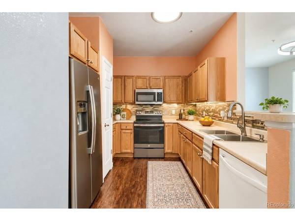5255 Memphis #1204, Denver, CO 80239