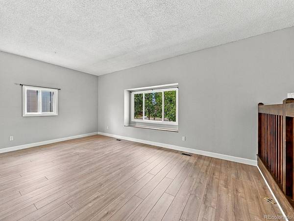 11052 E Ohio, Aurora, CO 80012
