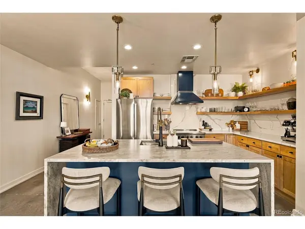 275 S Harrison #602, Denver, CO 80209