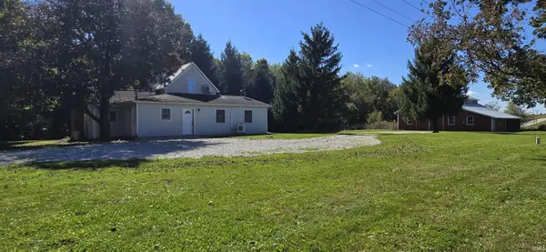 3862 E State Road 14 ***, Claypool, IN 46510