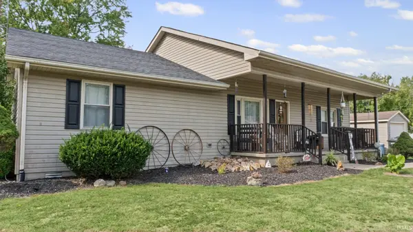 1154 NW 8th ST, Linton, IN 47441