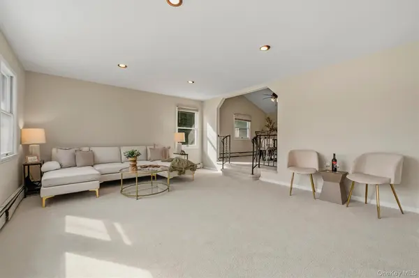 165 W Lakeshore DR, Carmel, NY 10512