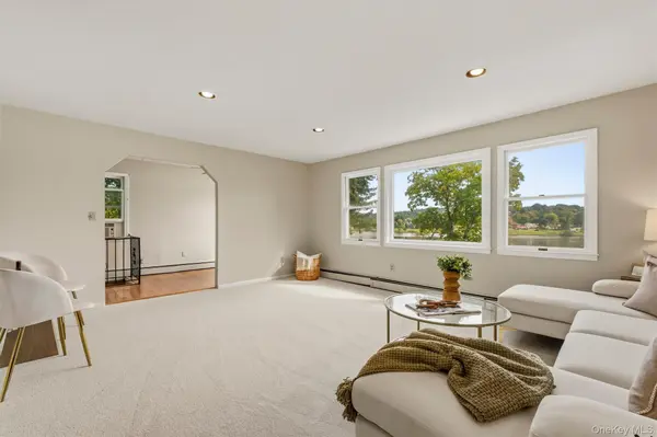 165 W Lakeshore DR, Carmel, NY 10512