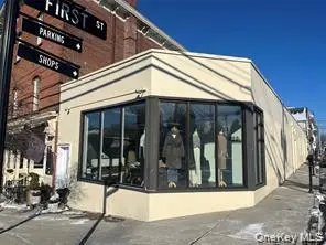 1 Oakland AVE ##2, Warwick, NY 10990