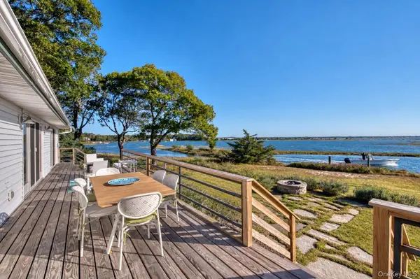1455 Cedar Point DR, Southold, NY 11971