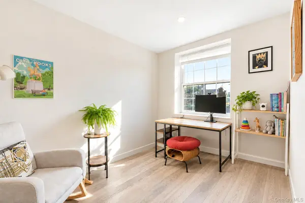 1652 Stillwell AVE #2B, Brooklyn, NY 11223