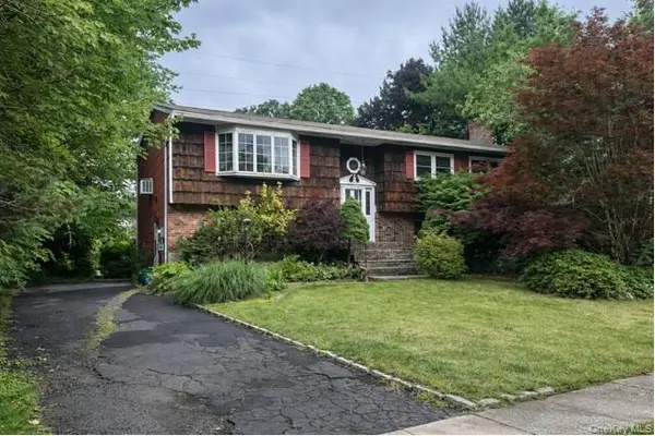 106 Rockland LN, Spring Valley, NY 10977