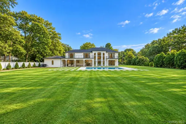 1073 Westminster AVE, Dix Hills, NY 11746