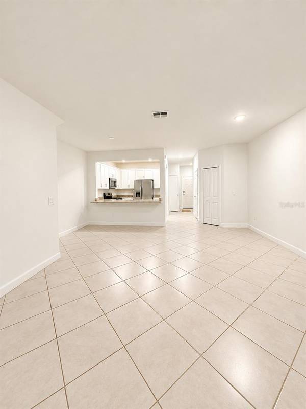 15263 SUNNY DAY DR, Bradenton, FL 34211