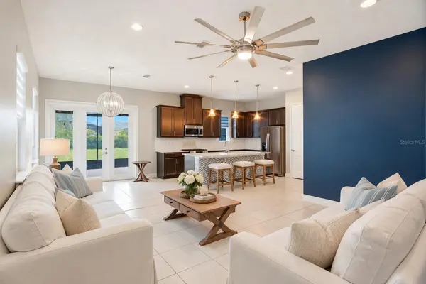 5027 E FOUNTAINWOOD DR, St Cloud, FL 34772
