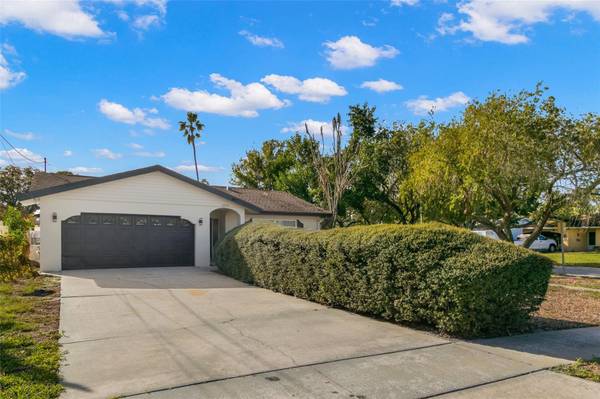 5931 DENVER ST NE, St Petersburg, FL 33703