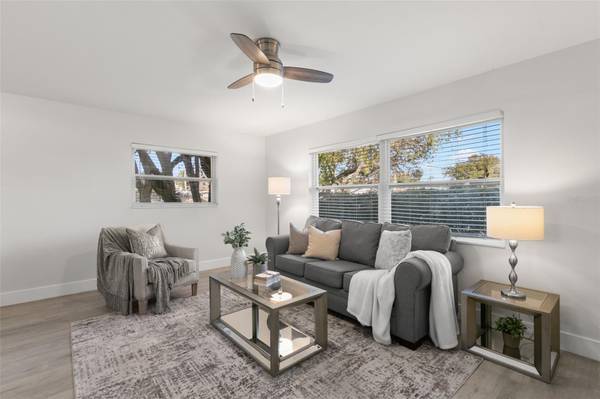 5931 DENVER ST NE, St Petersburg, FL 33703